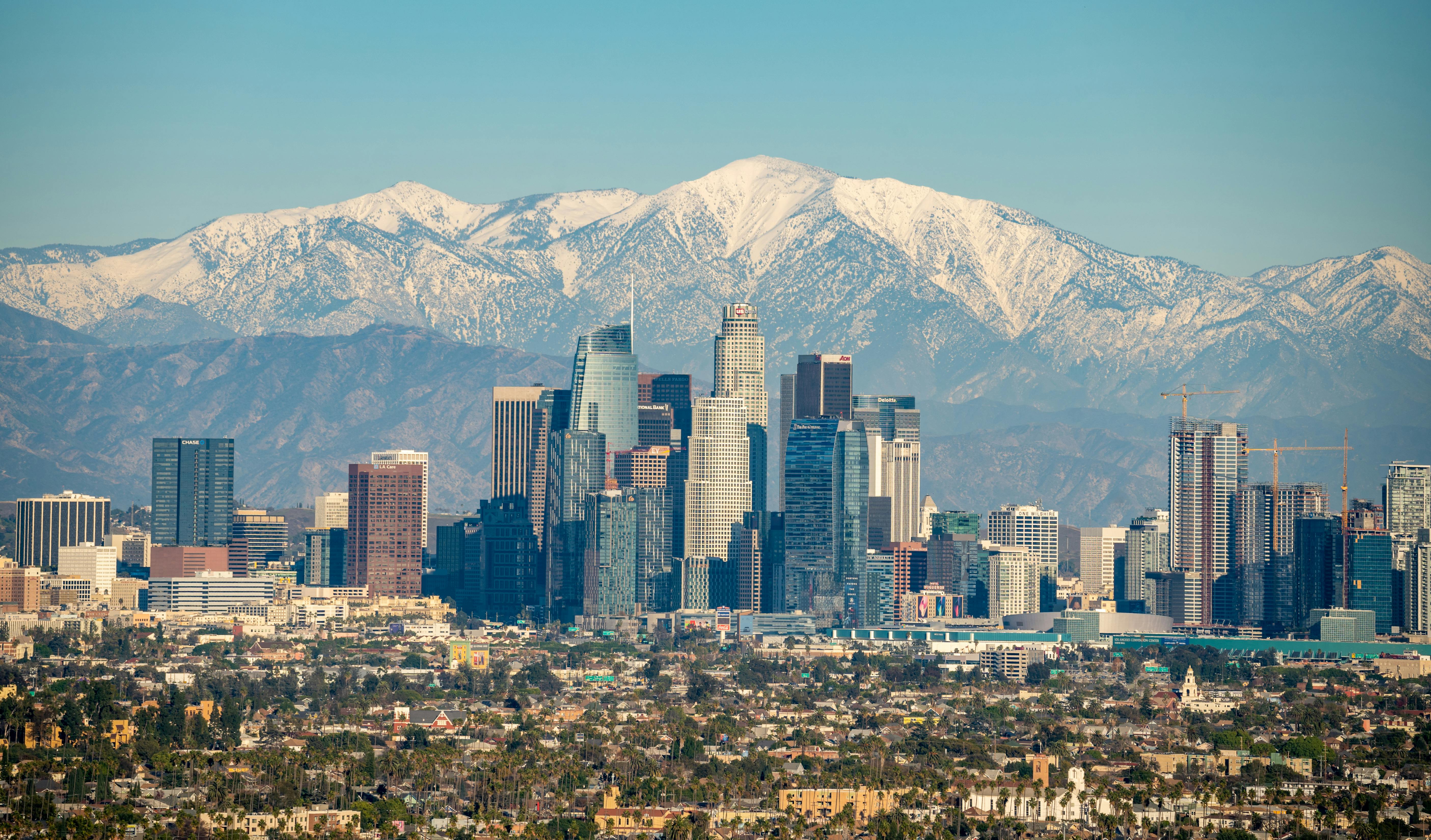 Los Angeles, CA city skyline wallpaper, 5619x3300
