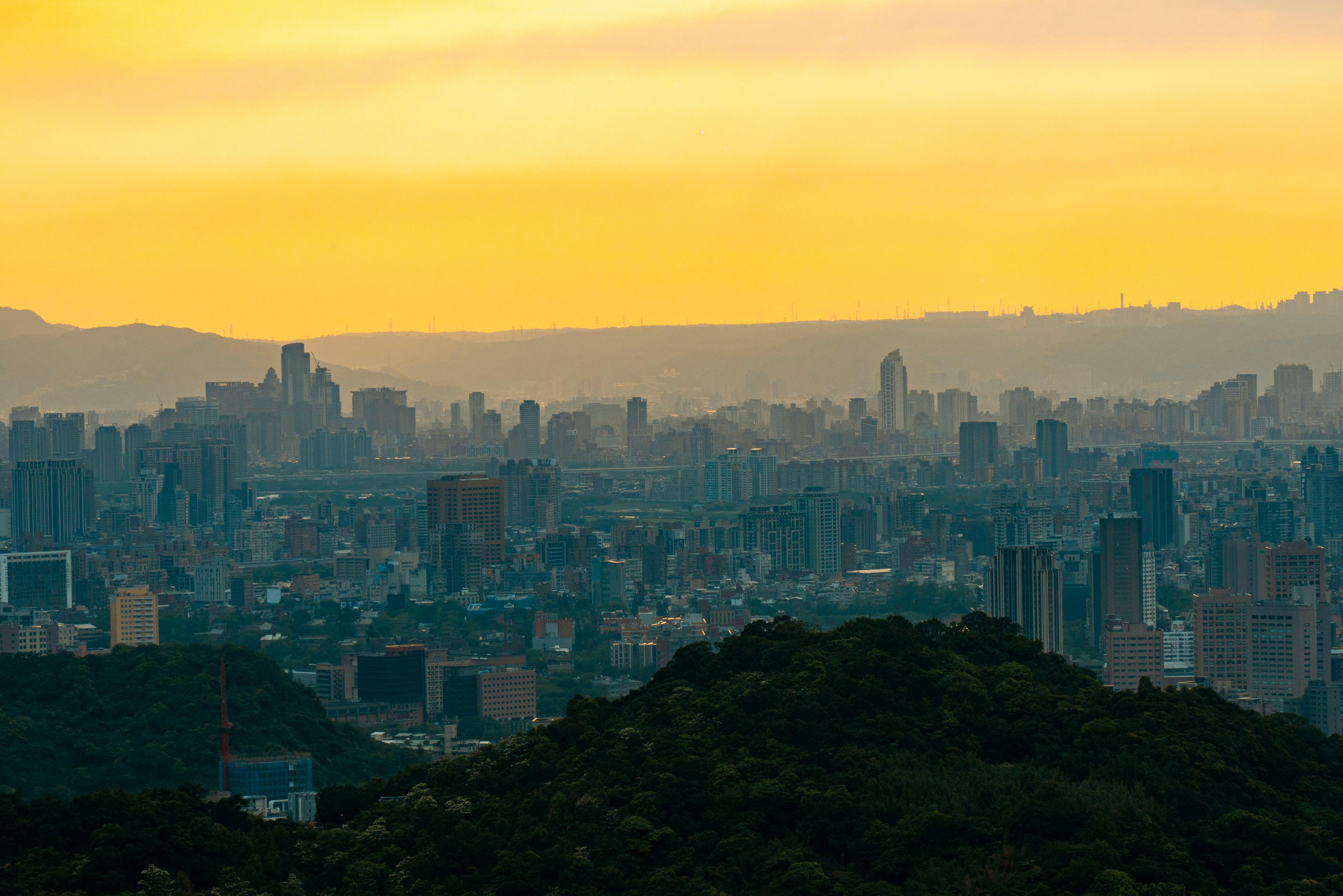 City Skyline Sunset city skyline wallpaper at sunset, 5168x3448