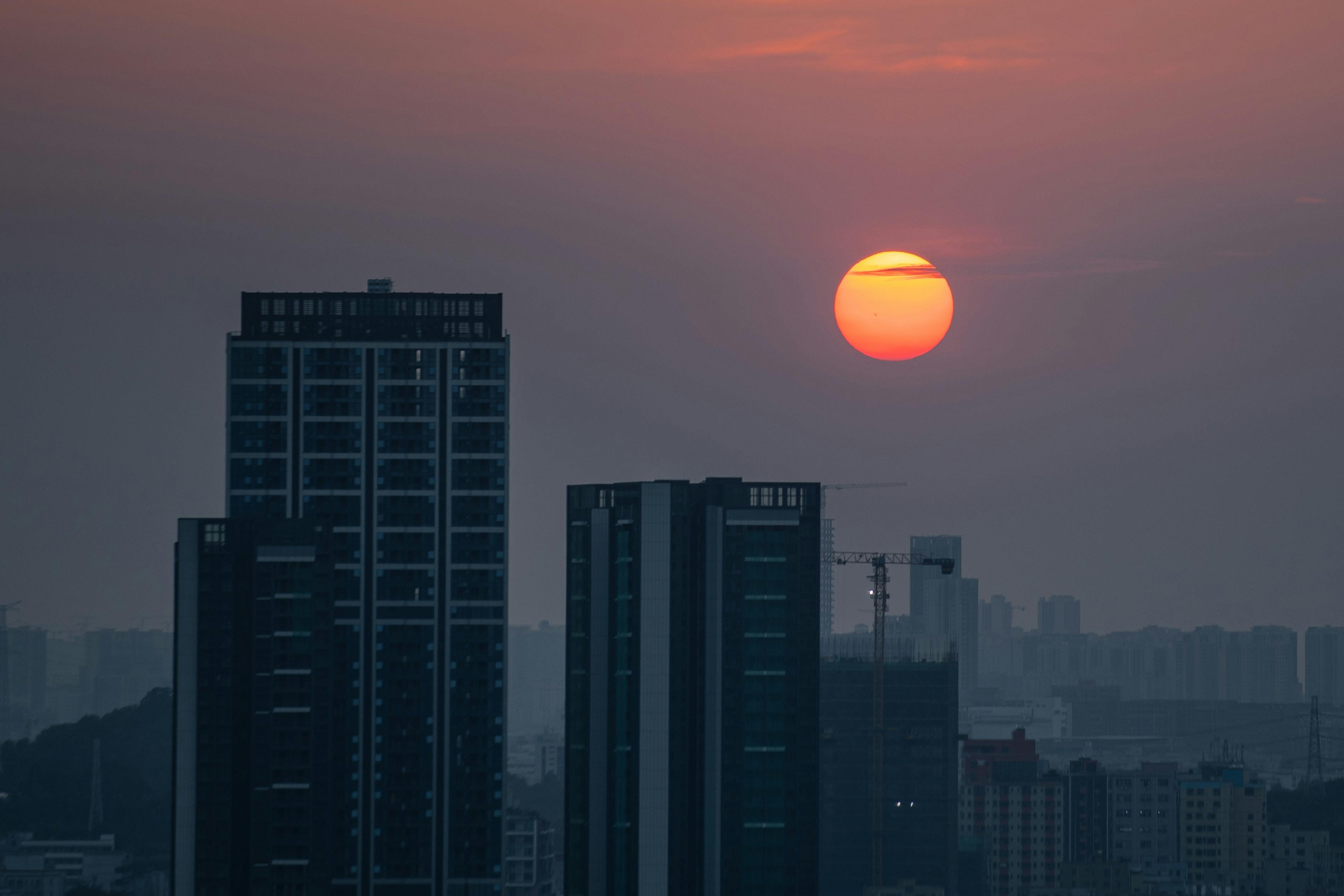 City Skyline Sunset city skyline wallpaper at sunset, 3798x2532