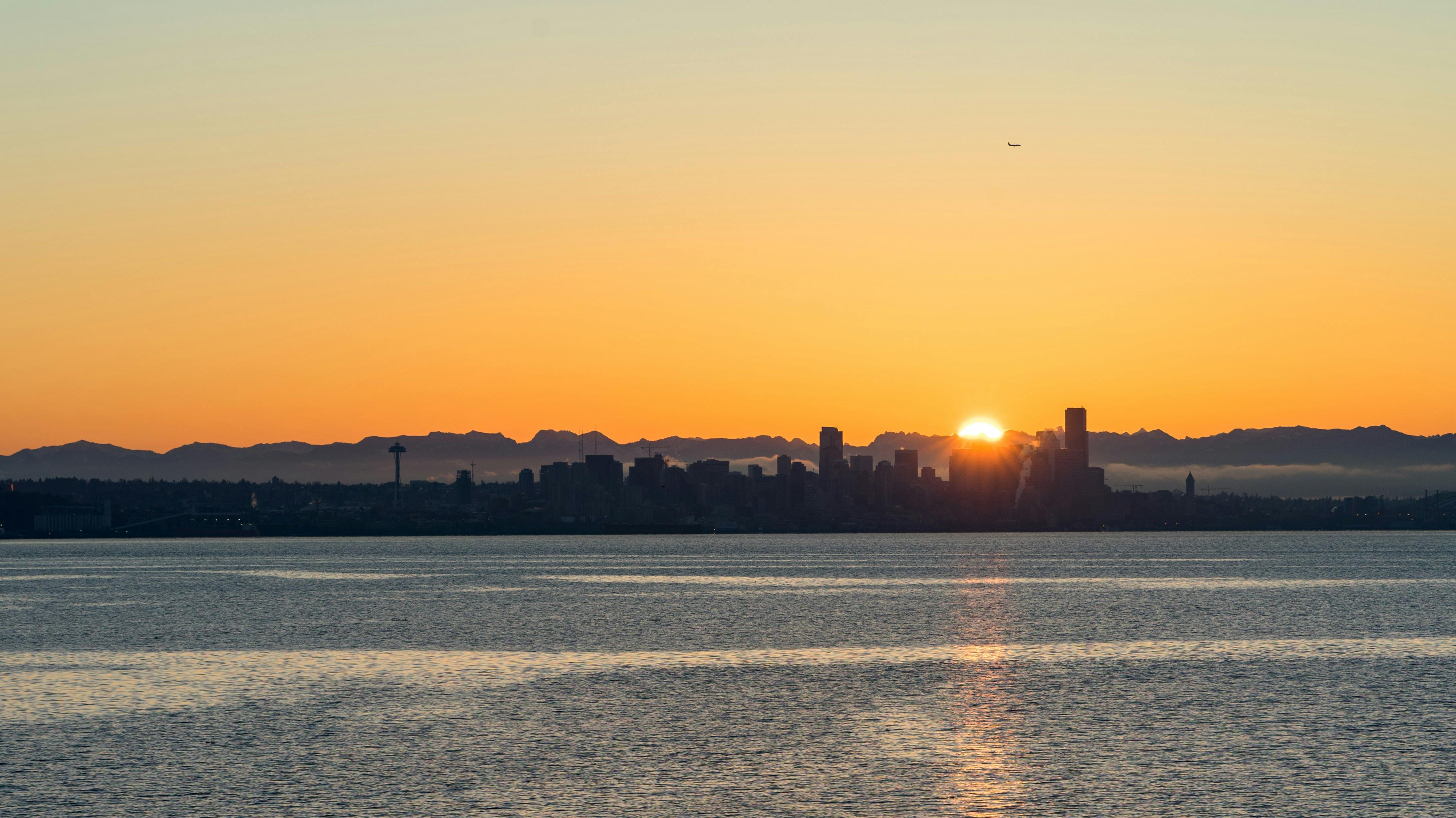Seattle, WA city skyline wallpaper, 4370x2458