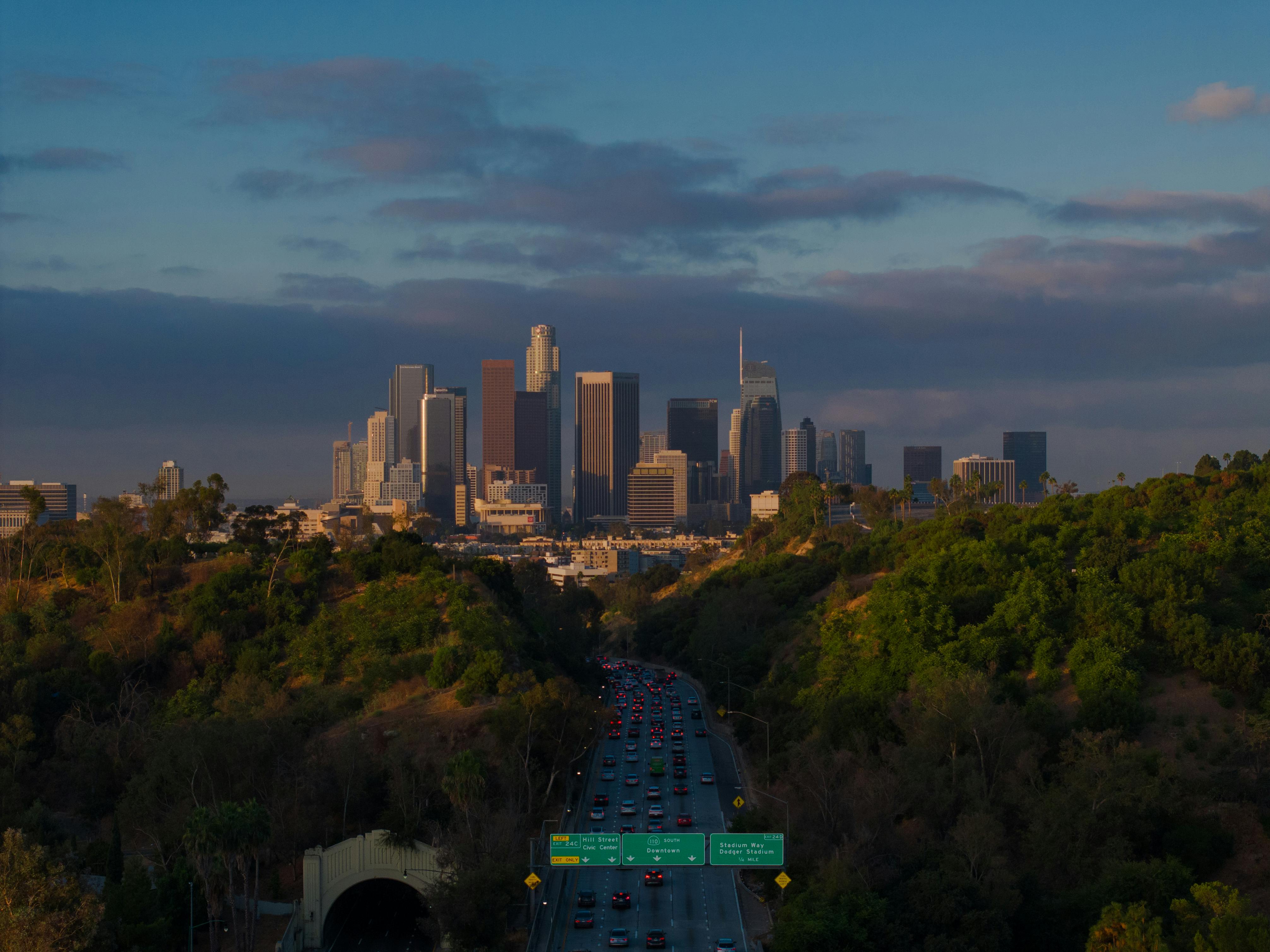 Los Angeles, CA city skyline wallpaper, 4024x3016