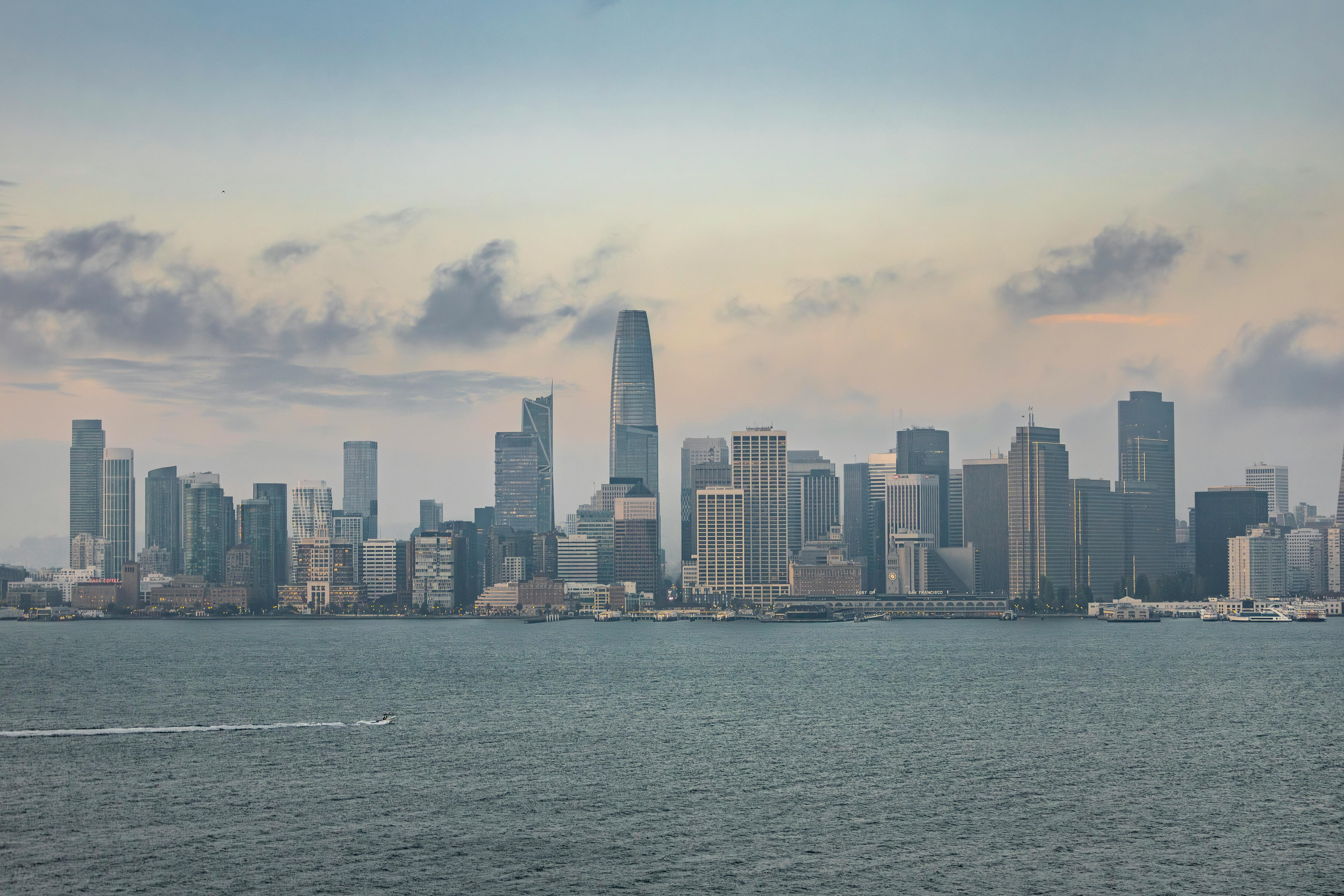 San Francisco, CA city skyline wallpaper, 5782x3855