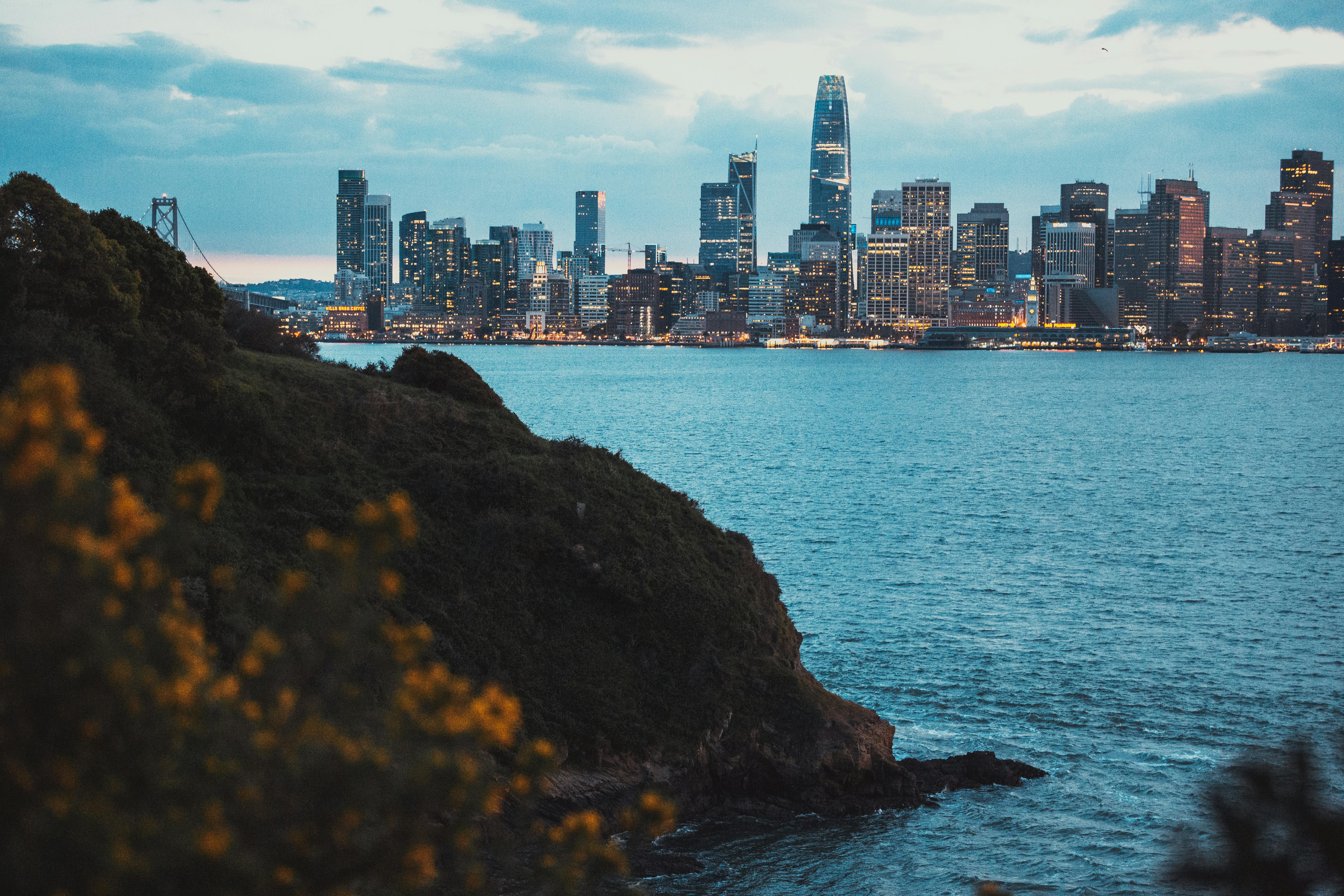 San Francisco, CA city skyline wallpaper, 5472x3648