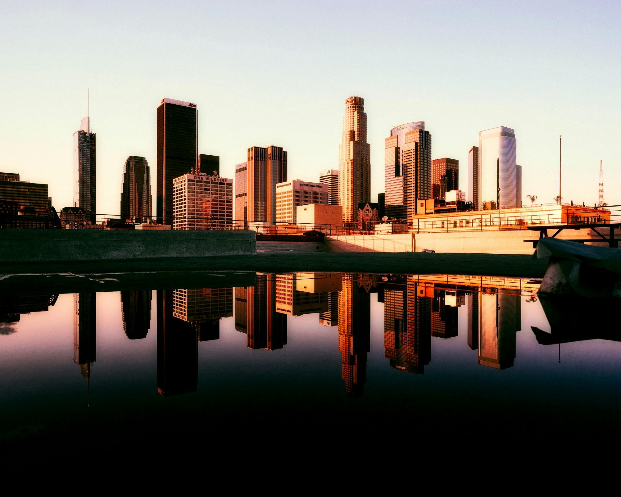 Los Angeles, CA city skyline wallpaper, 2000x1600