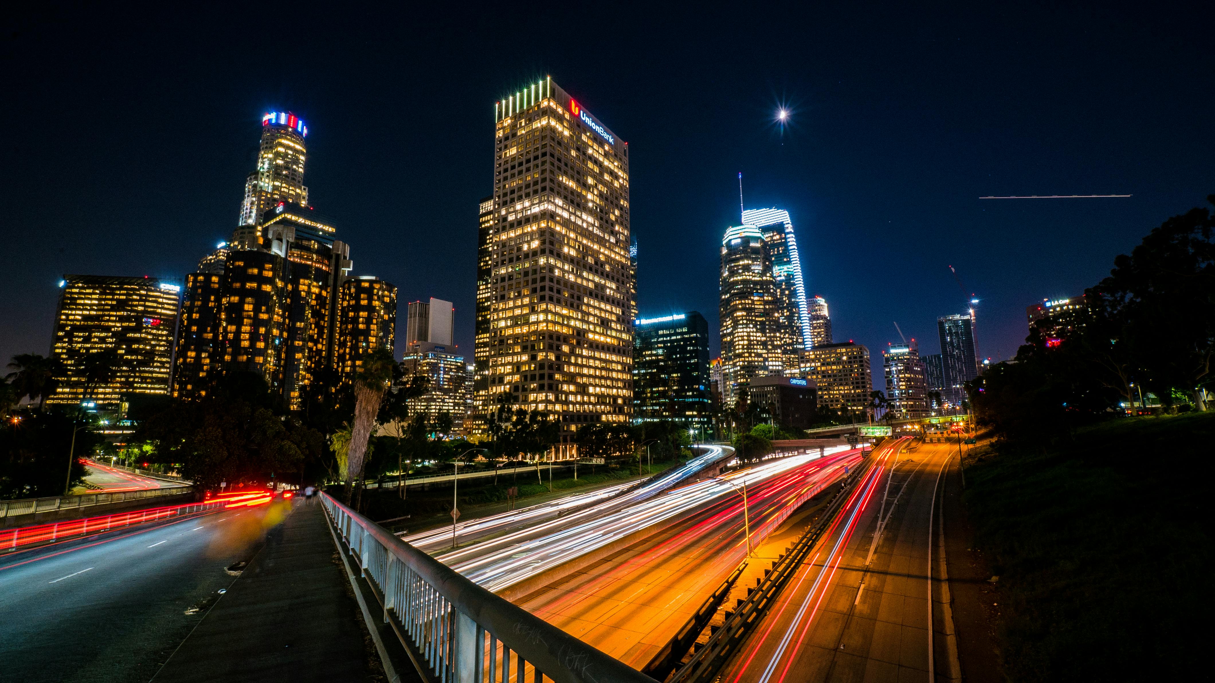 Los Angeles, CA city skyline wallpaper, 4240x2384
