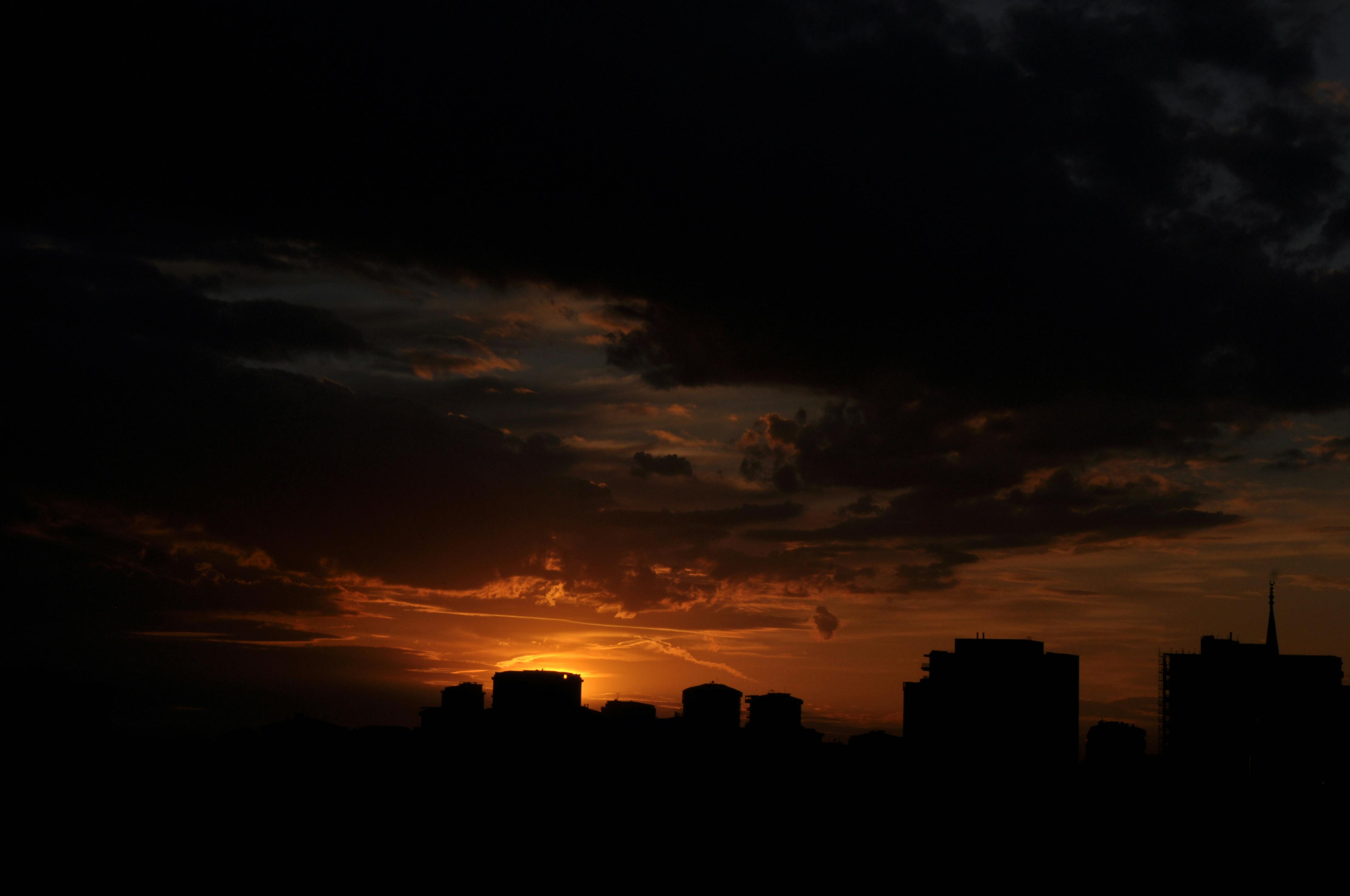 City Skyline Sunset city skyline wallpaper at sunset, 4288x2848